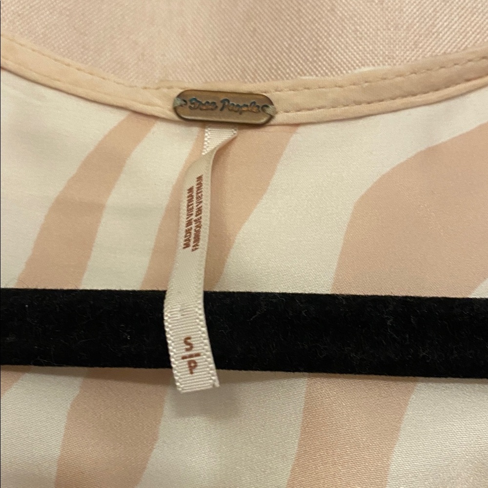Free People silk blouse - Picture 2 of 4